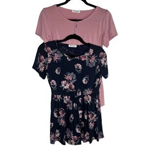 Bundle of‎ 2 Stretchy Maternity Sz S Short Sleeve Tops - Pink and Blue Floral